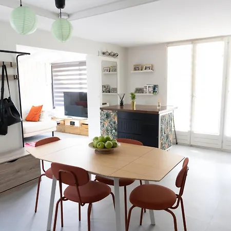 Holiday home Maison Au Calme